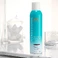 Сухий шампунь для темного волосся Moroccanoil Dry Shampoo Dark Tones 1.7 oz/ 65 mL - Фото 4