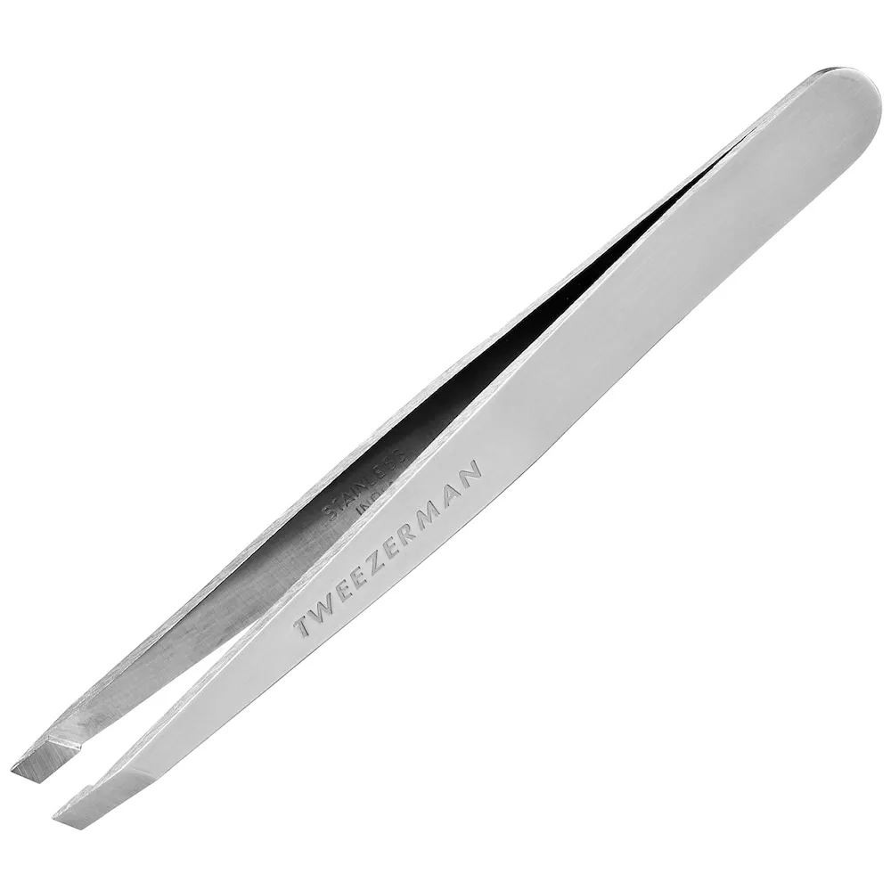 Професійний пінцет для брів TWEEZERMAN Stainless Steel Slant Tweezer Silver