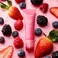 Зволожуючий бальзам для губ LANEIGE Lip Glowy Lightweight Hydration Balm with Shea Butter Scent: Berry Size 0.35 oz / 10 g - Фото 2