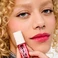 Тінт для губ і щік Benefit Cosmetics Benetint Liquid Lip + Cheek Blush Stain Color: Gogotint - bright cherry tinted lip &amp; cheek stain Size 0.2 oz / 6 mL - Фото 6