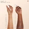 Зволожуючий консилер Rare Beauty by Selena Gomez Liquid Touch Brightening Concealer 520W - deep with warm golden undertones 0.25 oz/ 7.5 mL - Фото 2