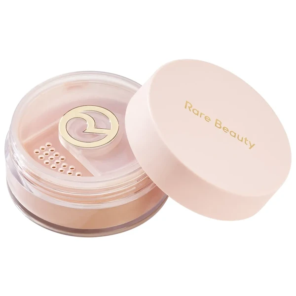 Шовковиста пудра для сяйва Rare Beauty by Selena Gomez Always an Optimist Soft Radiance Setting Powder Color: Light Medium - true peach for light to medium complexions Size 0.33 oz/ 9.5g