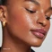 Зволожуюча олія для губ MERIT Shade Slick Gelée Sheer Tinted Lip Oil Color: Mapleton - sheer brown Size 0.23 oz / 7 ml - Фото 7