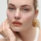 Матова помада MERIT Signature Lip Lightweight Matte Lipstick Color: Antibes - soft peach Size 0.10 oz - Фото 6