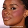 Квітковий рум'янець Too Faced Cloud Crush Blurring Powder Blush Color: Berry Dreamy - deep berry Size 0.17 oz / 4.82 g - Фото 4