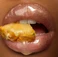 Зволожуюча олія для губ з медом Gisou Honey Infused Hydrating Lip Oil Shimmer, Pineapple Pout, 8 ml - Фото 2